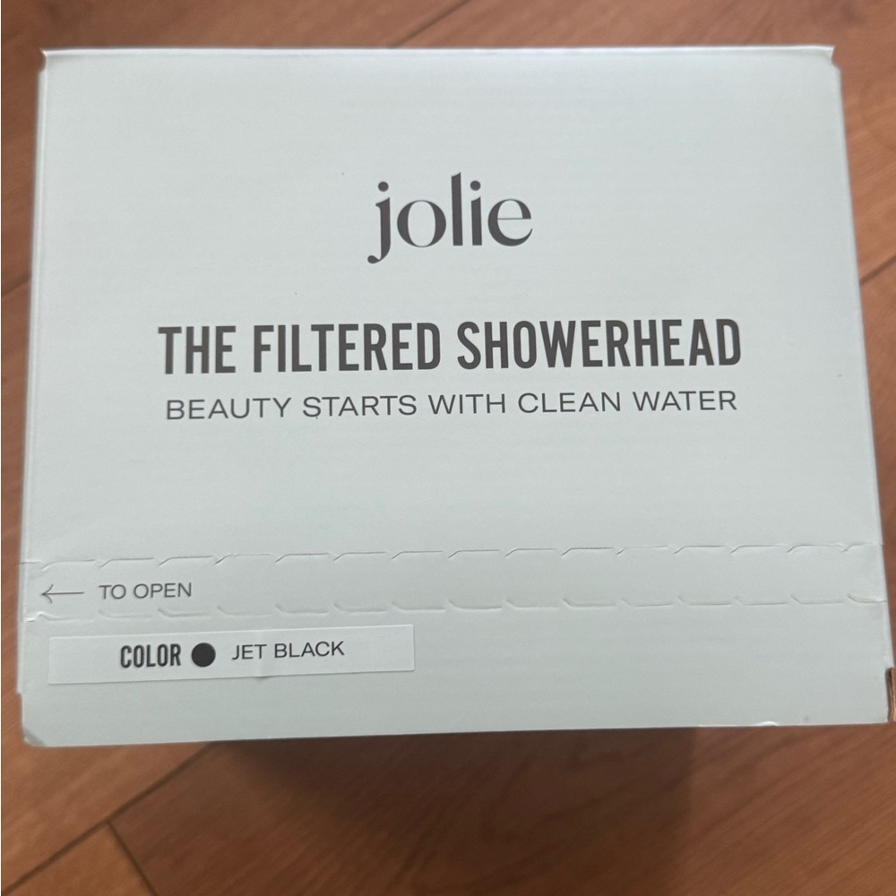 Jolie Jet Black Filtered Showerhead